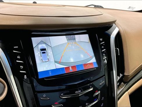 Used 2018 Cadillac Escalade Platinum AWD/4WD image 28