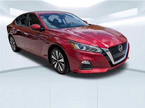 Used 2021 Nissan Altima 2.5 SV FWD image 9