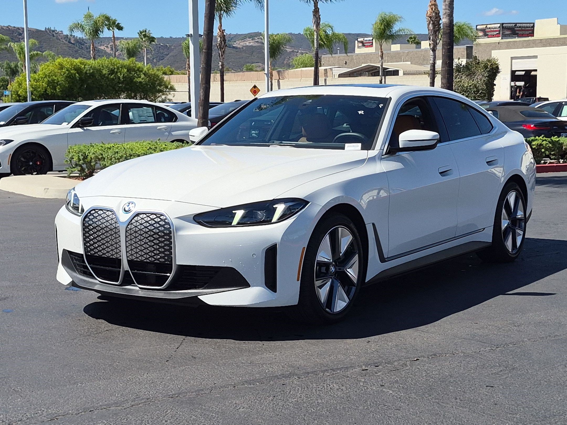 Certified 2025 BMW i4 eDrive40 w/ M Sport Package RWD image 5
