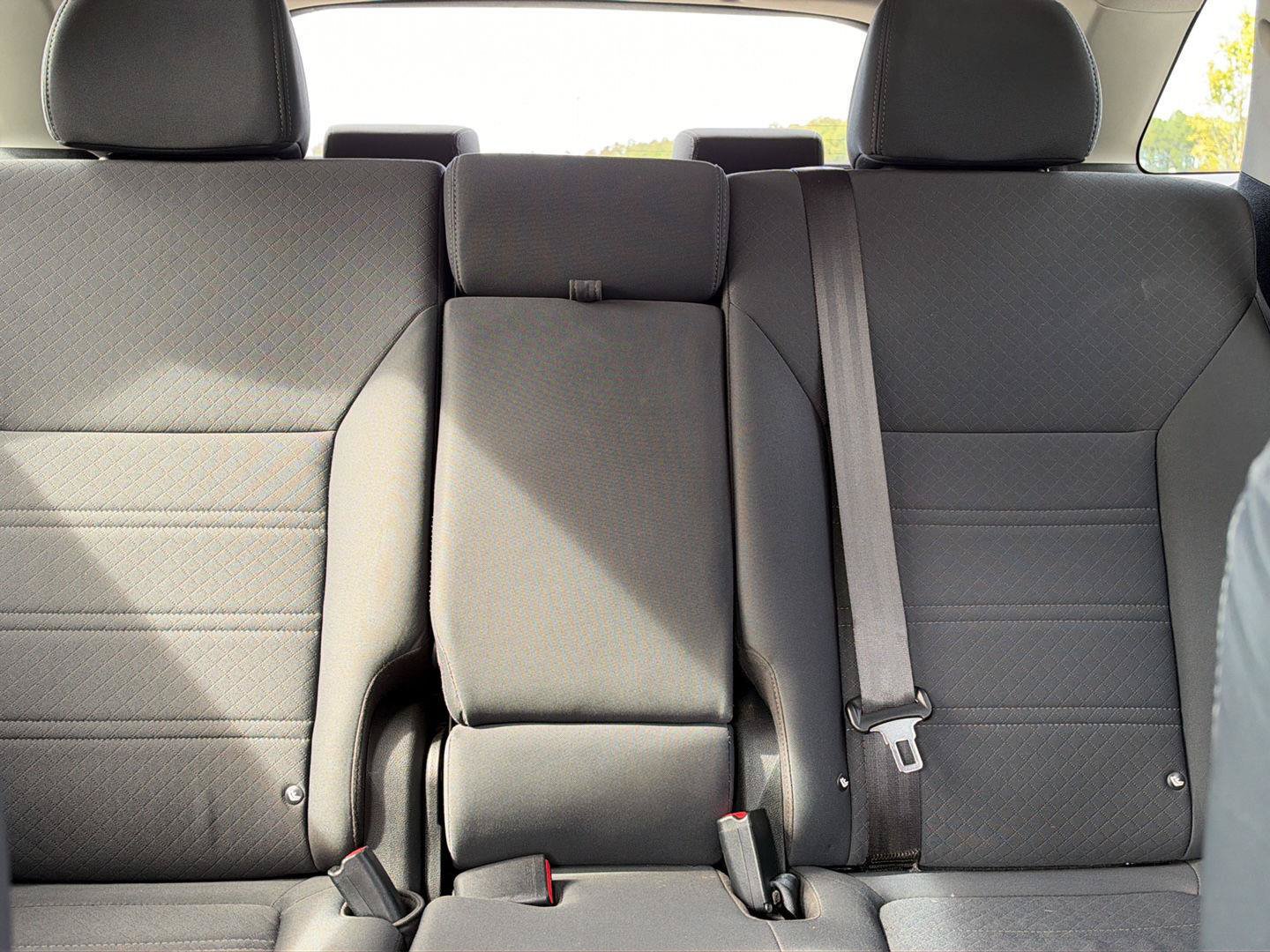 Used 2020 Kia Sorento LX FWD image 30