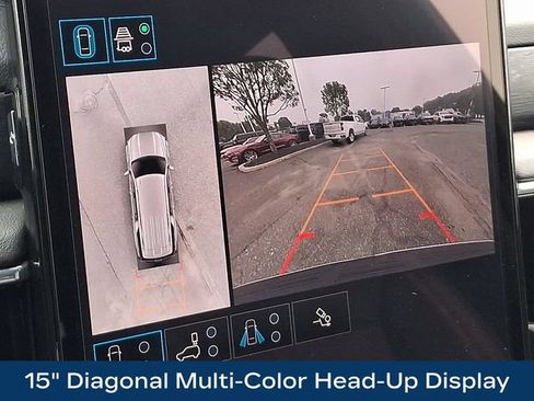 Used 2025 GMC Yukon XL Denali AWD/4WD image 13