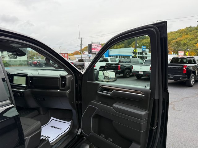 Used 2025 Chevrolet Silverado 1500 RST w/ Dark Appearance Package AWD/4WD image 28