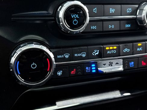 Used 2024 Ford F150 Lariat w/ Bed Utility Package image 30