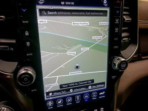 Used 2019 RAM 1500 Laramie image 19