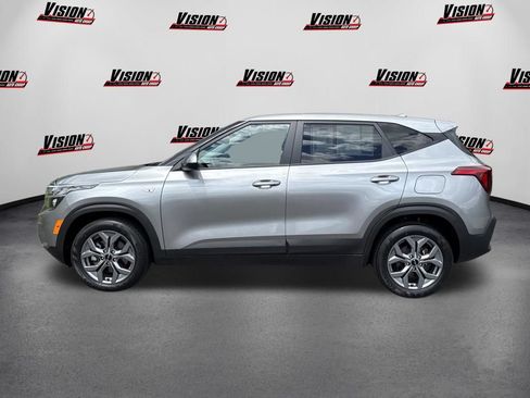 Certified 2024 Kia Seltos LX AWD/4WD image 10