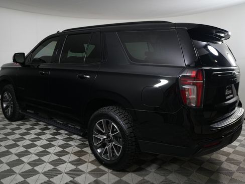 Used 2024 Chevrolet Tahoe Z71 w/ Luxury Package AWD/4WD image 14