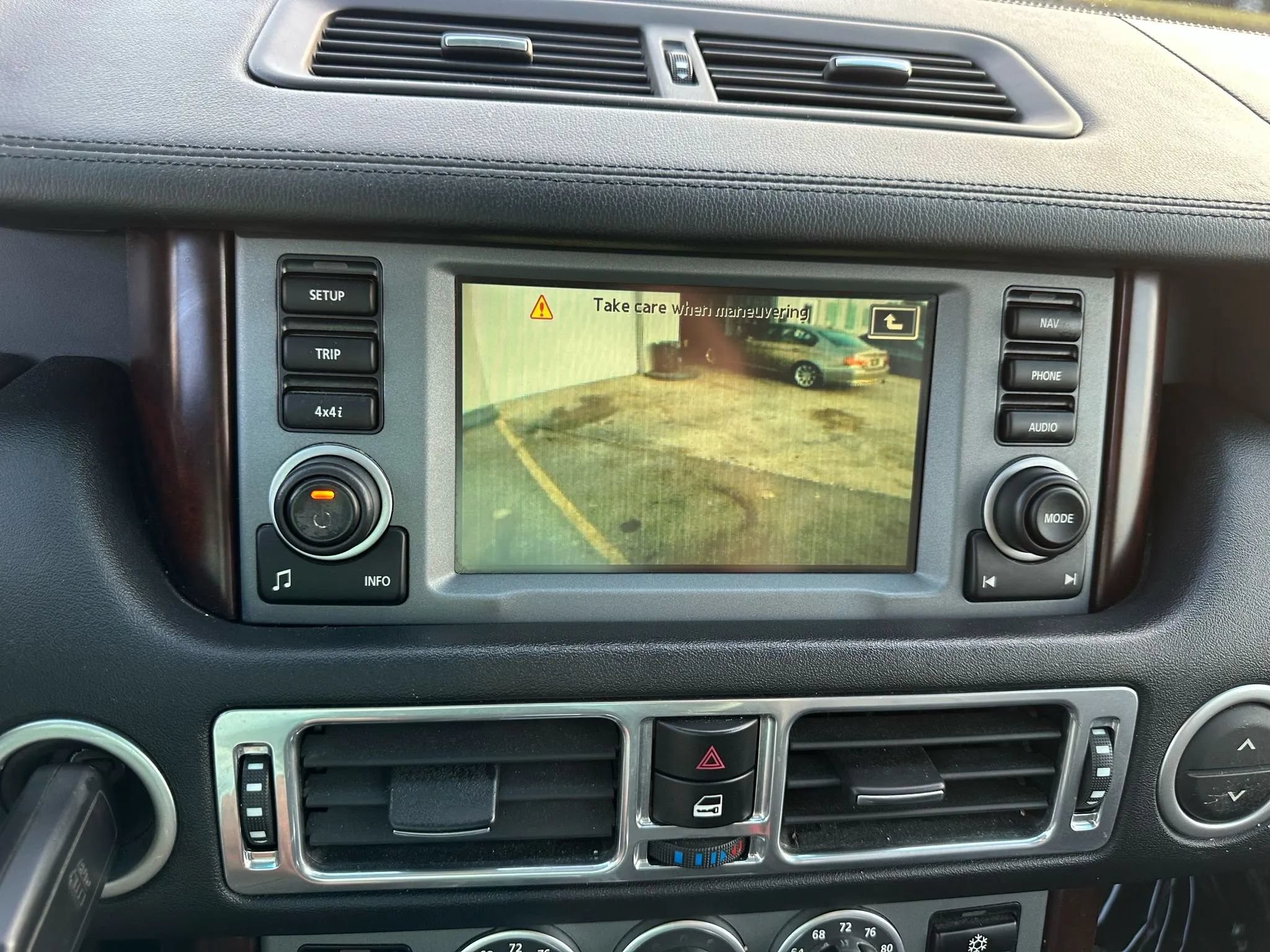 Used 2008 Land Rover Range Rover Supercharged AWD/4WD image 19