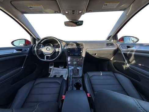 Used 2018 Volkswagen Golf Alltrack SEL AWD/4WD image 12