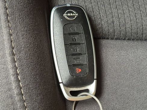 Used 2026 Nissan Altima 2.5 SV FWD image 24