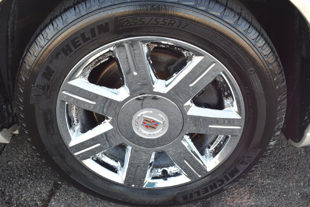 Used 2007 Cadillac DTS Luxury I w/ Sun And Sound Package FWD image 40