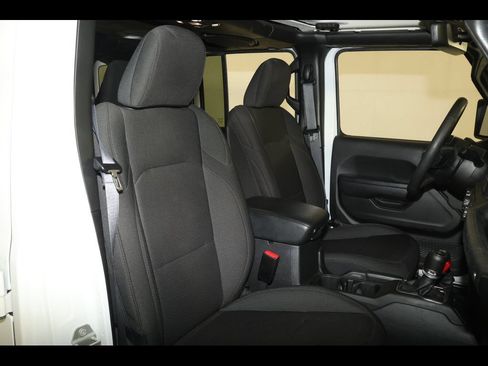 Used 2023 Jeep Wrangler Unlimited Sport AWD/4WD image 27