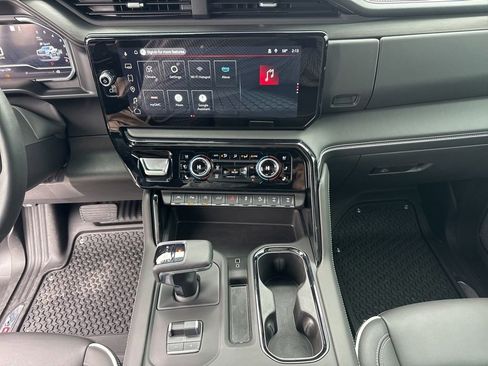 Used 2025 GMC Sierra 1500 AT4X image 49