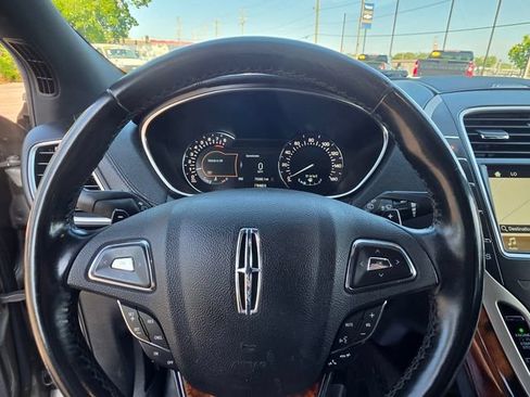 Used 2017 Lincoln MKX Select w/ Select Plus Package AWD/4WD image 30