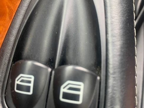 Used 2003 Mercedes-Benz SL 55 AMG image 34