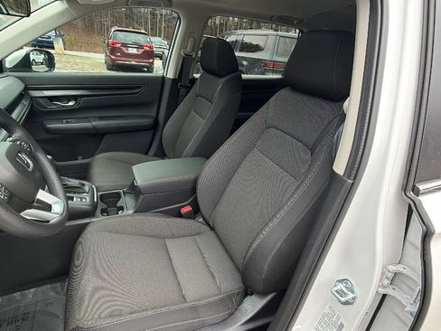 Used 2025 Honda CR-V EX image 17