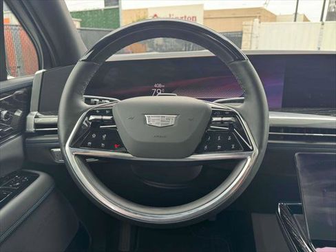 Used 2025 Cadillac Escalade IQ Luxury 1 image 14