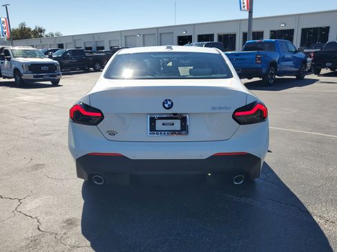 Used 2023 BMW 230i Coupe image 8