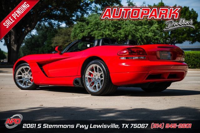 Used 2004 Dodge Viper SRT-10 RWD image 1