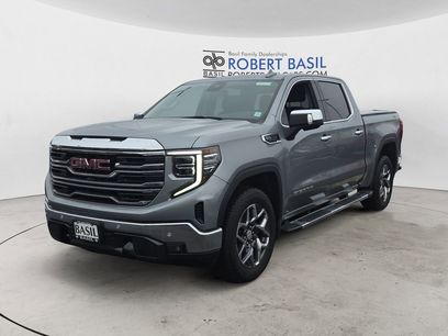 Used 2024 GMC Sierra 1500 SLT w/ SLT Premium Plus Package