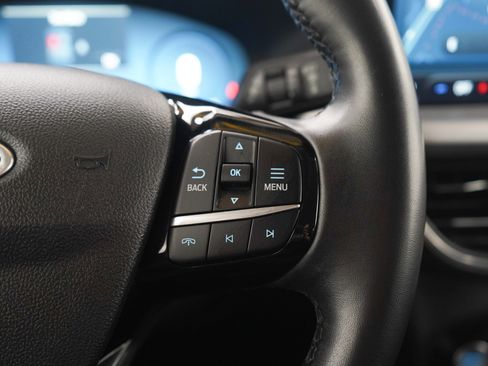 Used 2023 Ford Escape Platinum AWD/4WD image 26