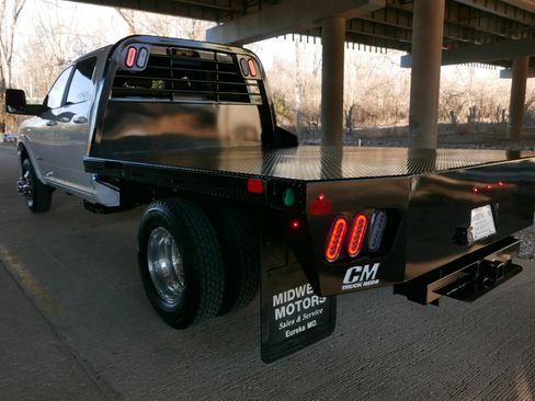Used 2026 RAM 3500 Big Horn w/ Laramie Trim Package image 34