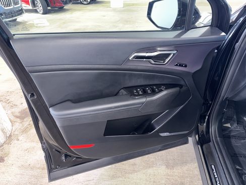 Used 2023 Kia Sportage SX Prestige image 17