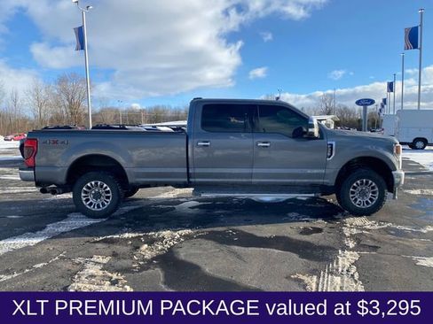 Used 2022 Ford F350 XLT w/ XLT Premium Package image 4