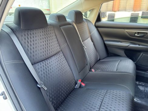 Used 2018 Nissan Altima 2.5 SV w/ 2.5 SV Technology Package FWD image 37