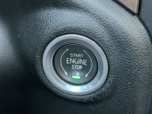 Used 2022 Chevrolet Silverado 1500 High Country w/ Z71 Off-Road Package image 30