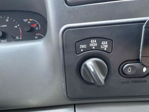 Used 2004 Ford F350 Lariat AWD/4WD image 46