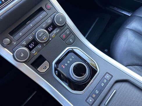 Used 2014 Land Rover Range Rover Evoque Pure Premium image 18