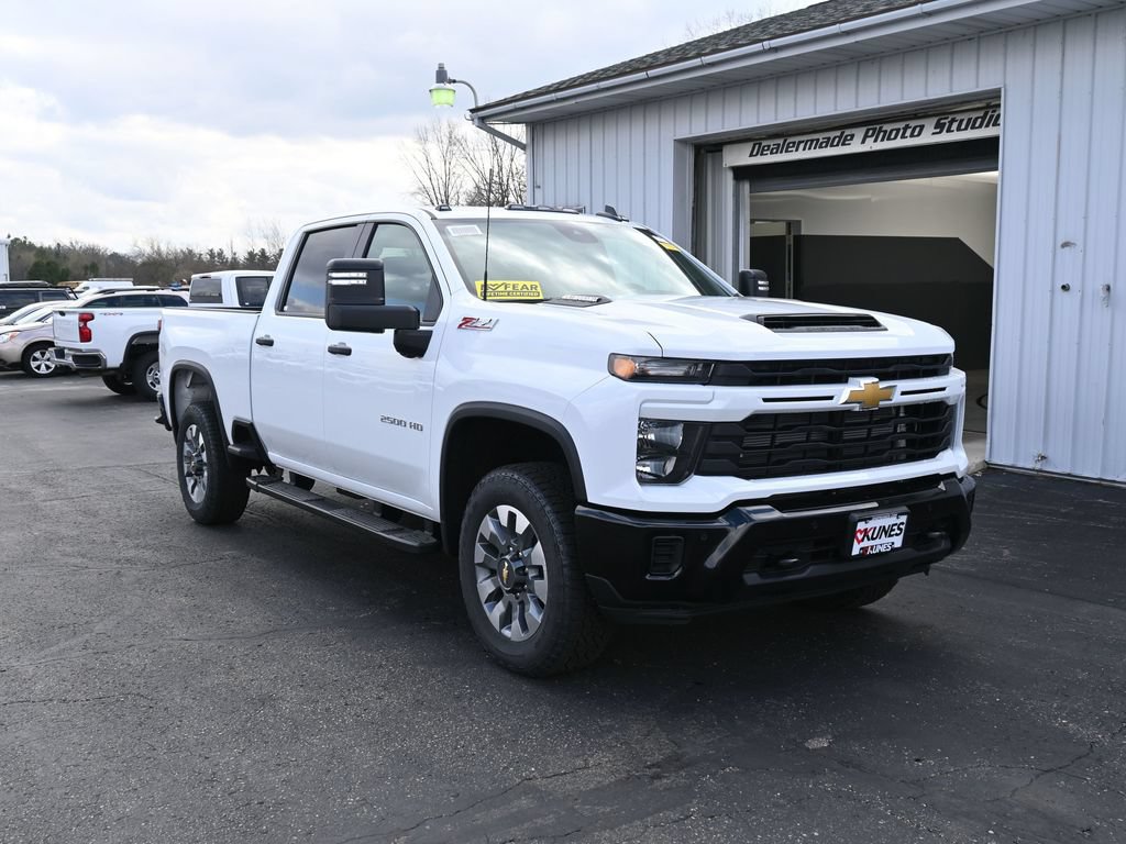 New 2026 Chevrolet Silverado 2500 Custom w/ Custom Value Package AWD/4WD image 3