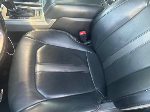 Used 2020 Ford F150 Platinum w/ Equipment Group 701A Luxury AWD/4WD image 19