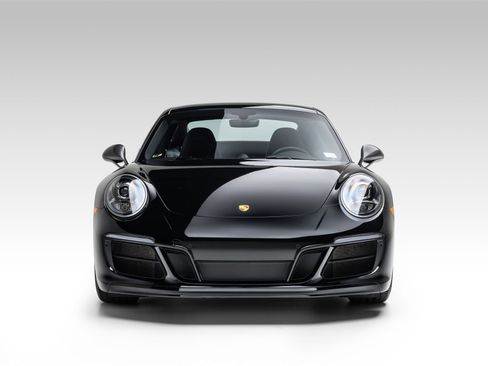 Used 2019 Porsche 911 Carrera image 3