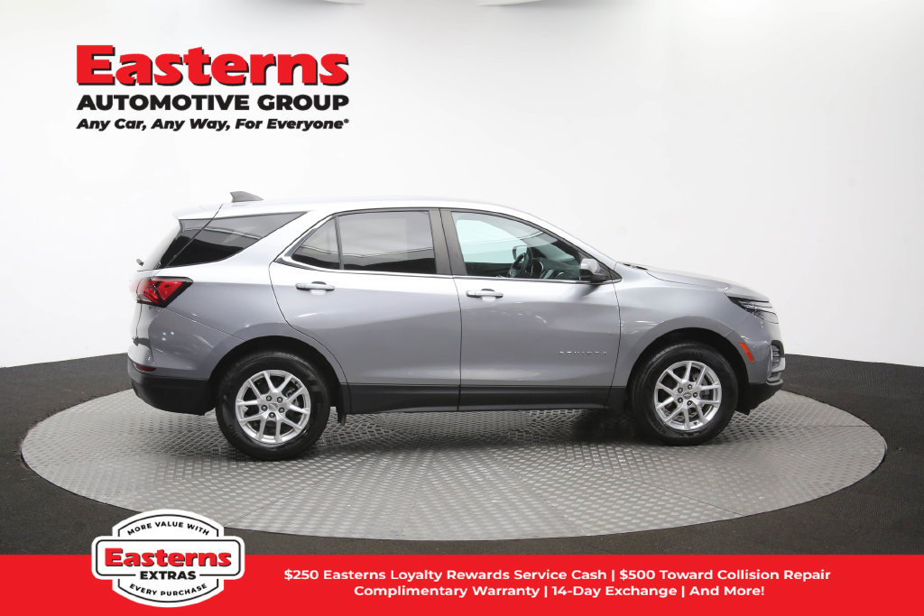 Used 2023 Chevrolet Equinox LT AWD/4WD image 45