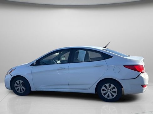 Used 2016 Hyundai Accent SE image 8