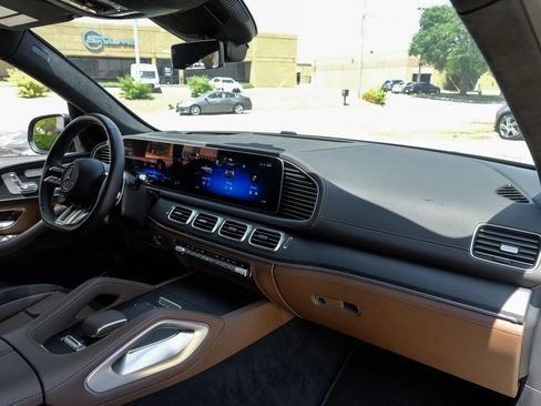 Used 2024 Mercedes-Benz GLE 63 AMG S image 14