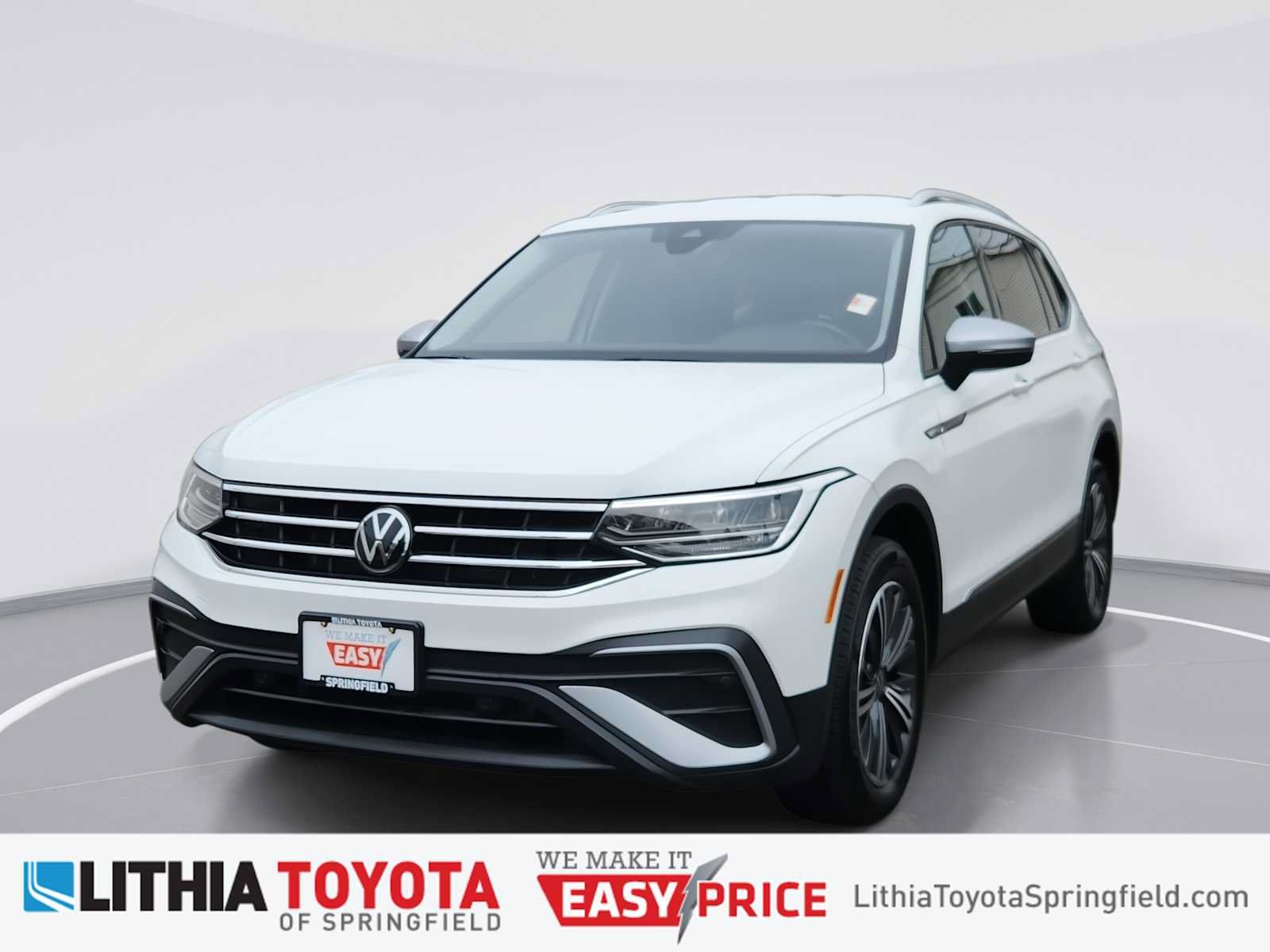 Used 2024 Volkswagen Tiguan Wolfsburg Edition AWD/4WD image 1
