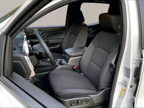 Used 2024 GMC Canyon Elevation w/ Convenience Package image 15