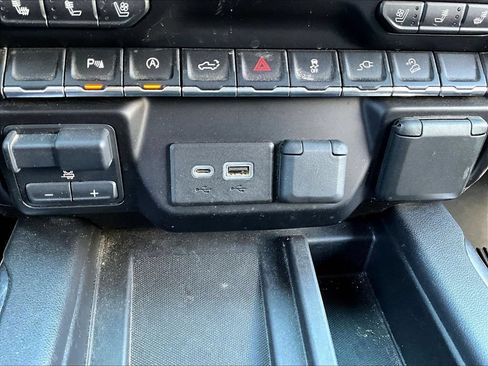 Used 2020 GMC Sierra 1500 Denali AWD/4WD image 19