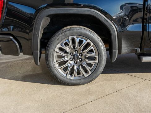 Used 2023 GMC Sierra 1500 Denali Ultimate image 38