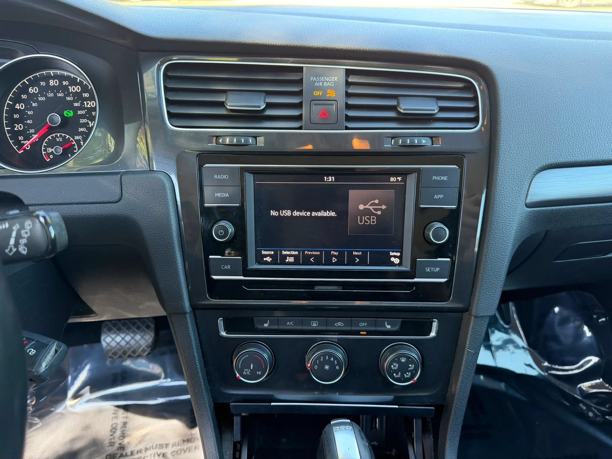 Used 2019 Volkswagen Golf S AWD/4WD image 23