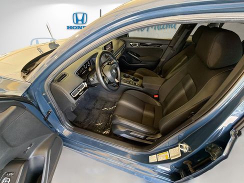 Certified 2025 Honda Civic Sport image 18