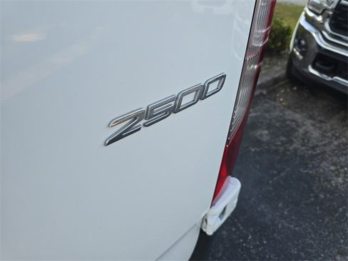 Used 2023 Mercedes-Benz Sprinter 2500 image 22
