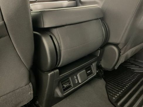 Used 2024 GMC Sierra 1500 SLE AWD/4WD image 24
