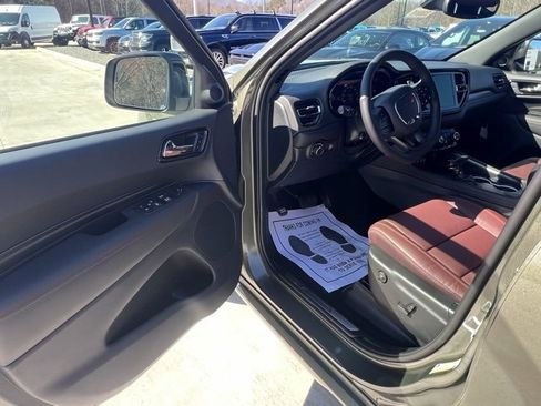 New 2026 Dodge Durango GT image 9