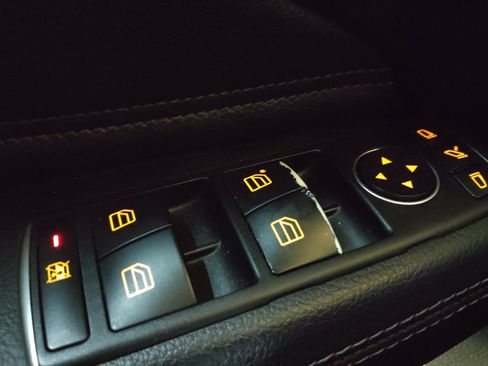 Used 2018 Mercedes-Benz GLE 43 AMG 4MATIC image 27