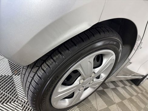 Used 2019 Chevrolet Spark LS FWD image 29