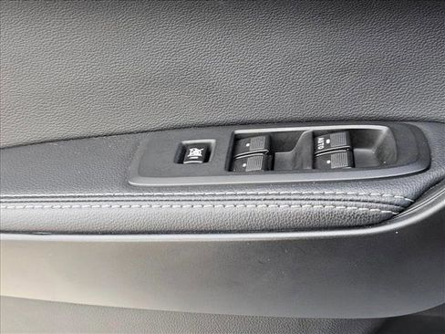 Used 2022 Ford Ranger Lariat w/ Trailer Tow Package image 11