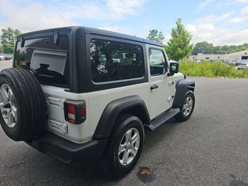 Used 2023 Jeep Wrangler Sport AWD/4WD image 8